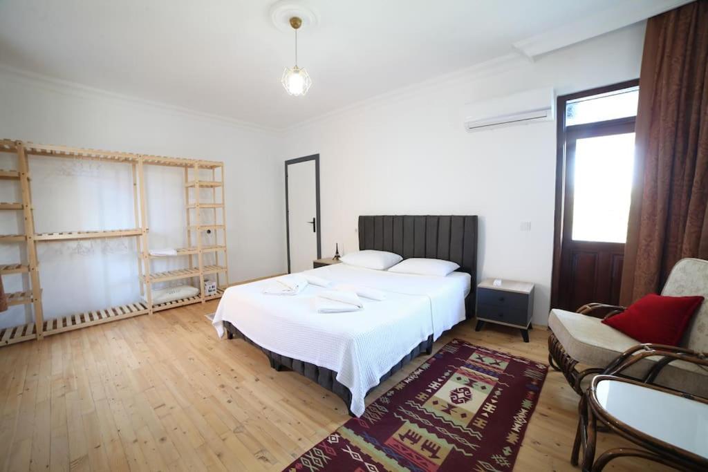 Konyaaltinda Tatil Evimiz Daire